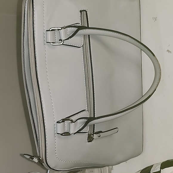 Kate and Alex  medium size clutch purse - Picture 4 of 7